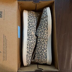 TOMS Alpargata Plus Oatmeal Small Leopard Spots